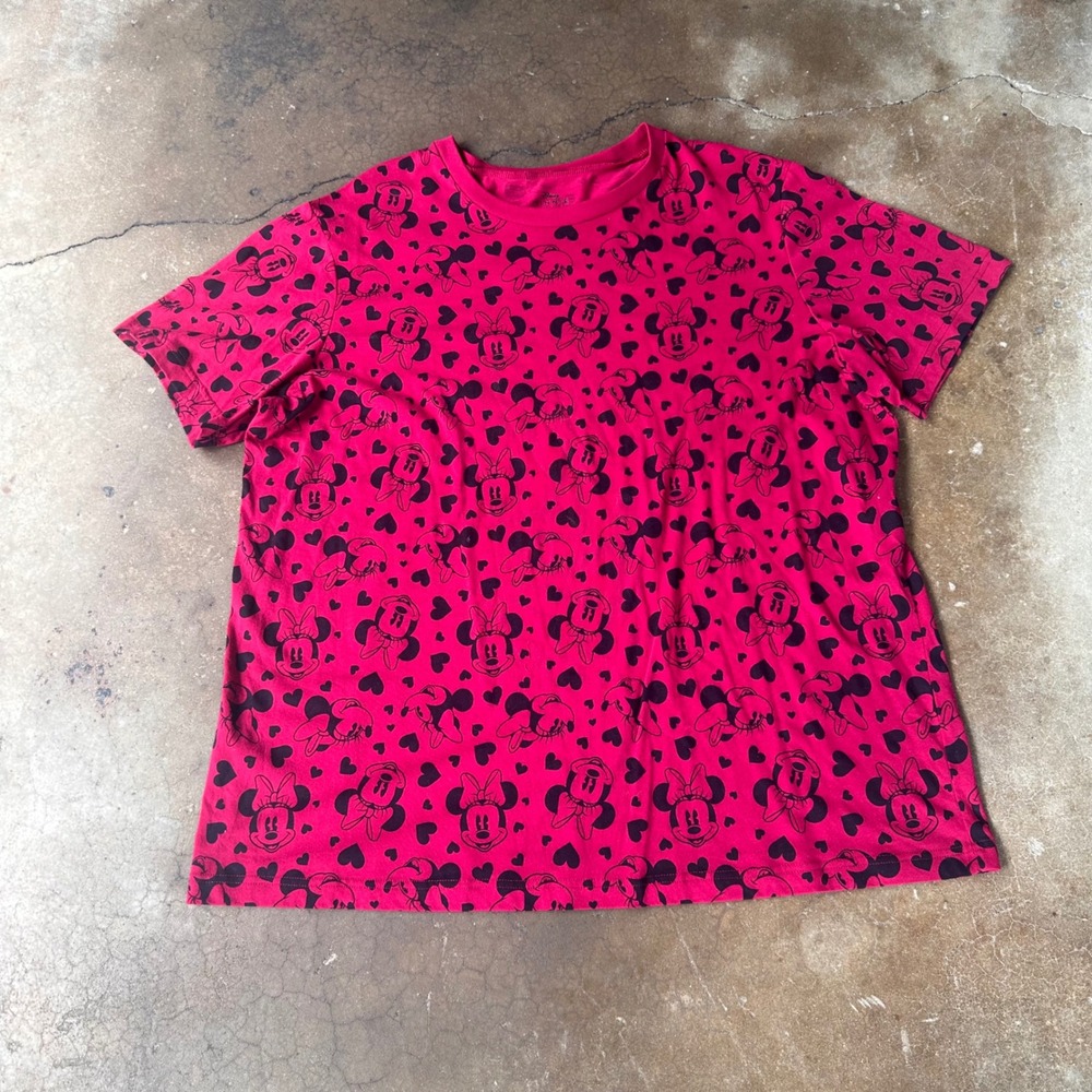 Disney Minnie Mouse T-Shirt Women 2X Pink Excellent All Over Print Hearts Tee